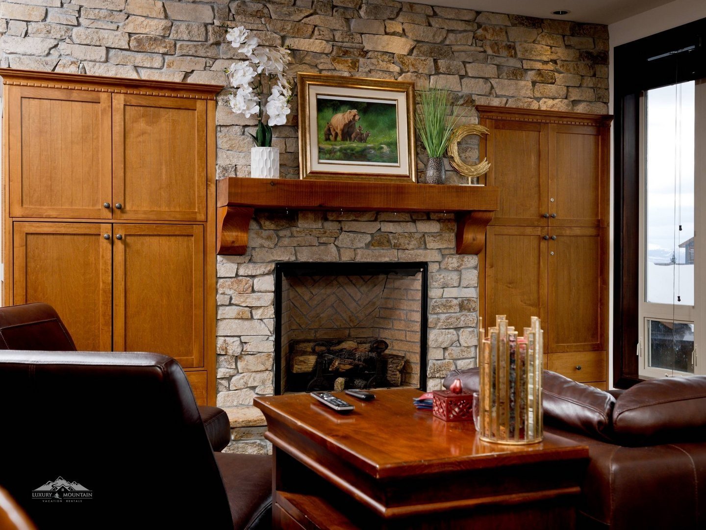 Aspens #308 Living Room